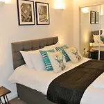 Approved Serviced Apartments Skyline C